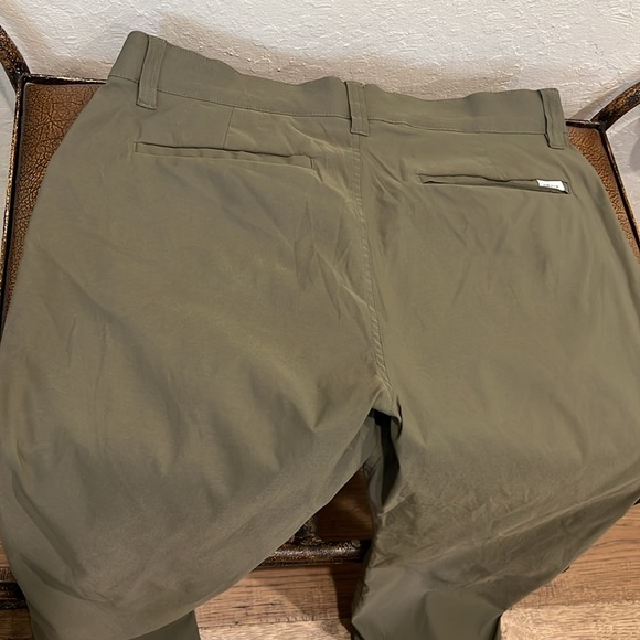 Like New Orvis Stretch 6 Pocket Trail-ready Casual Pants for the way you live! - Picture 5 of 8